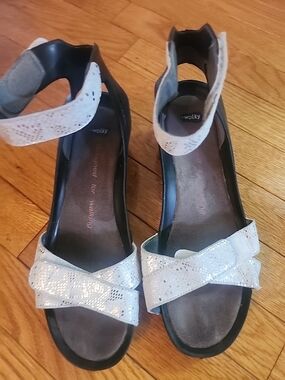 Wolky Era Metallic Silver/Black Ankle-Strap Open Front Wedge Sandals